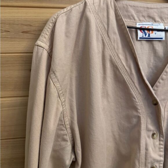 Vintage 90’s CMG Looney Tunes Size Medium Unisex Embroidered Button Up Top - Picture 2 of 13